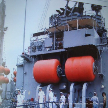 Relleno de espuma Fender utilizado para la protección del muelle y el barco atracado